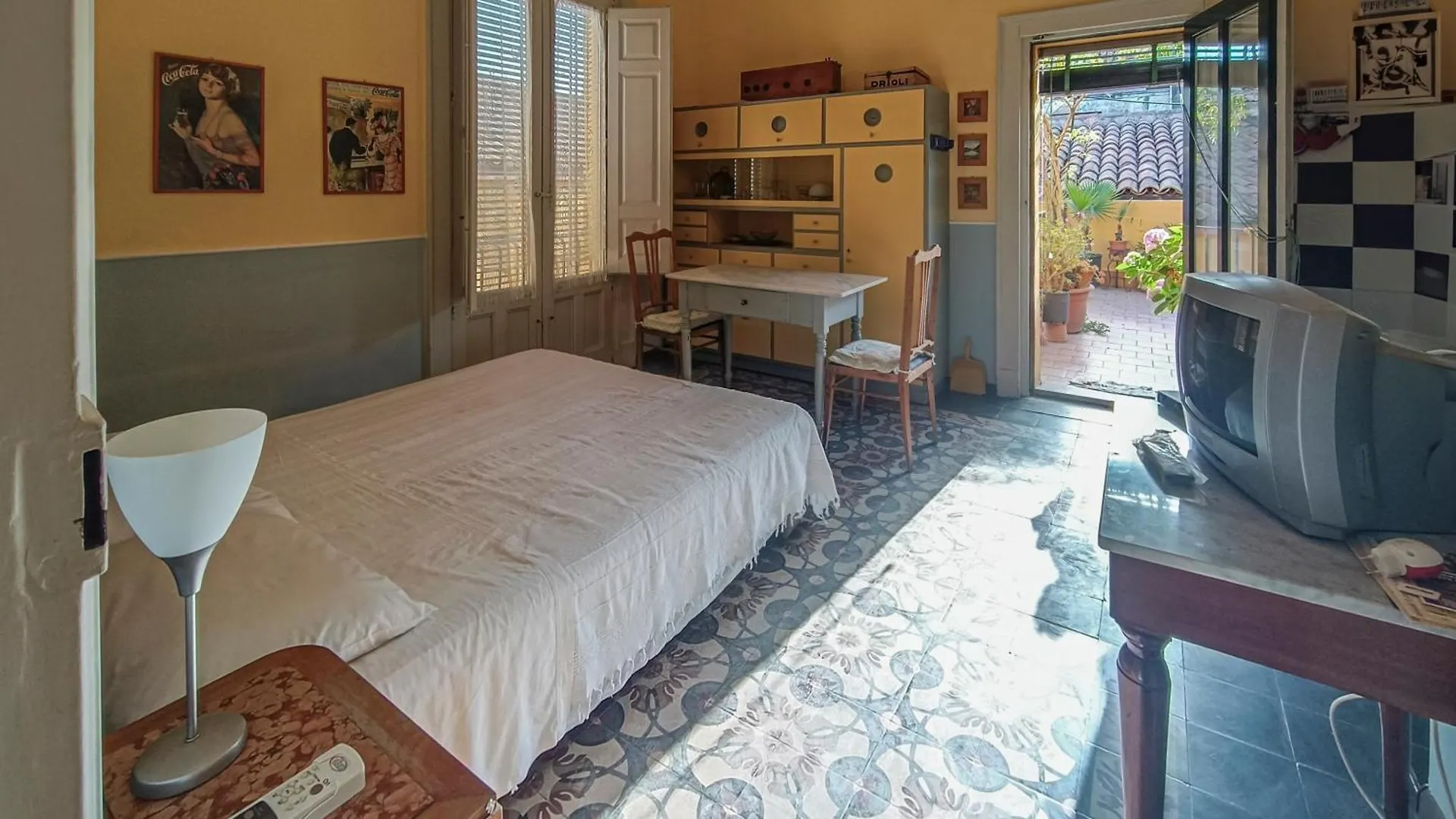 Casa Rossi Bed & Breakfast Acireale 0*,